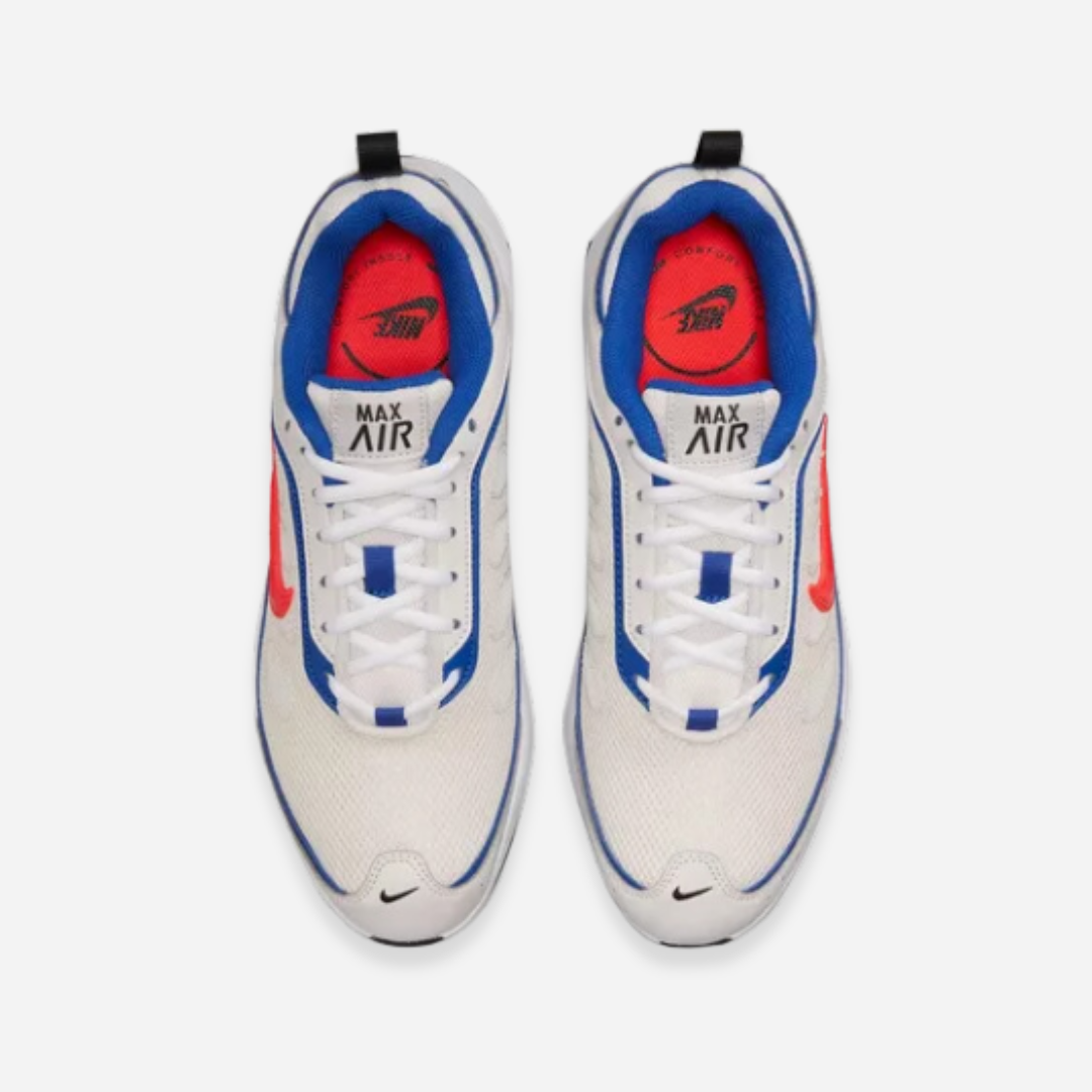 Teni Caballero Nike White