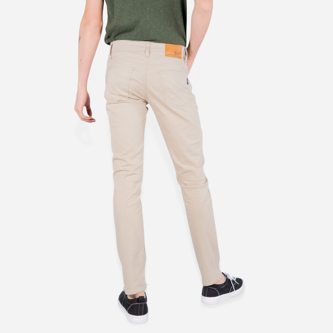 Pantalón Oggi Caballero Iron Basic Khaki