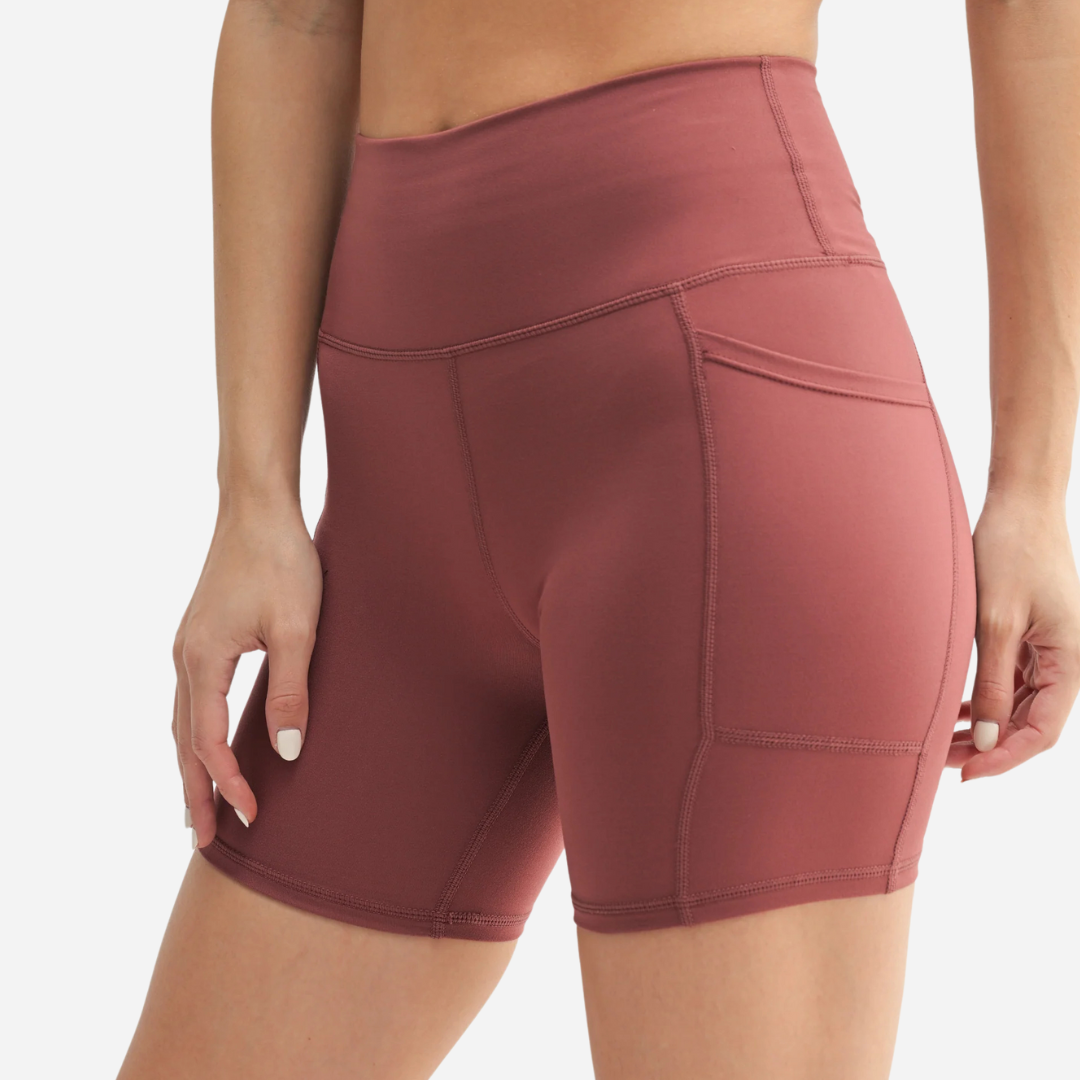 Short Dama Mono B Red Pear