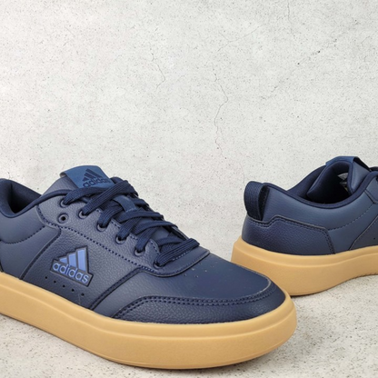 Teni Caballero Adidas Blue