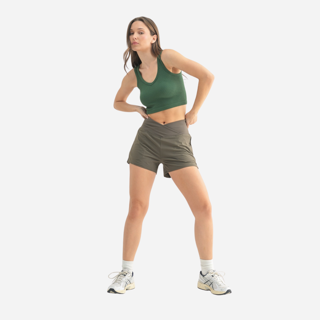 Short Dama Mono B Black Olive